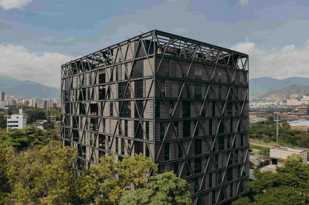 Universidade EAFIT, projeto assinado por Emerson Marín Parra