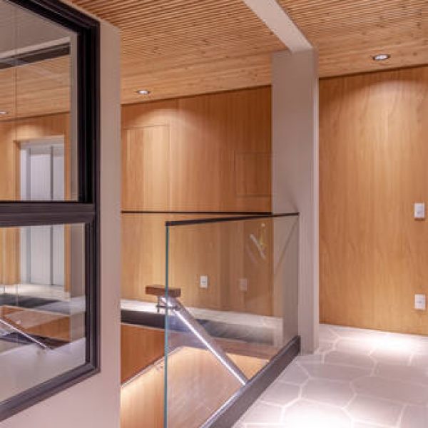 forro madeira termotratada escada interior lunawood