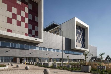 hospital regional de nuble fachada hunter douglas